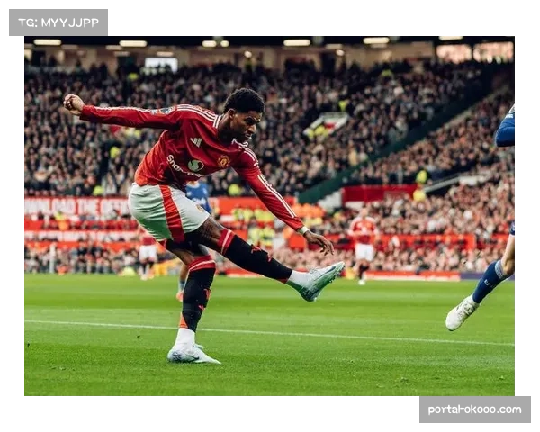 曼联2-0埃弗顿，B费助攻双响，红魔防守改善明显